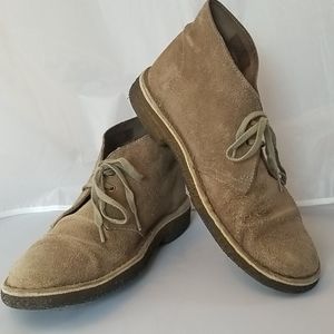 Clarks Desert Boot. size 8. 70304